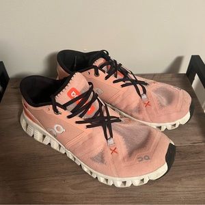 Women’s On Cloud Shoes